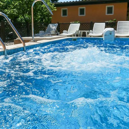 Guesthouse Villa Elizabet Palic Ngoại thất bức ảnh