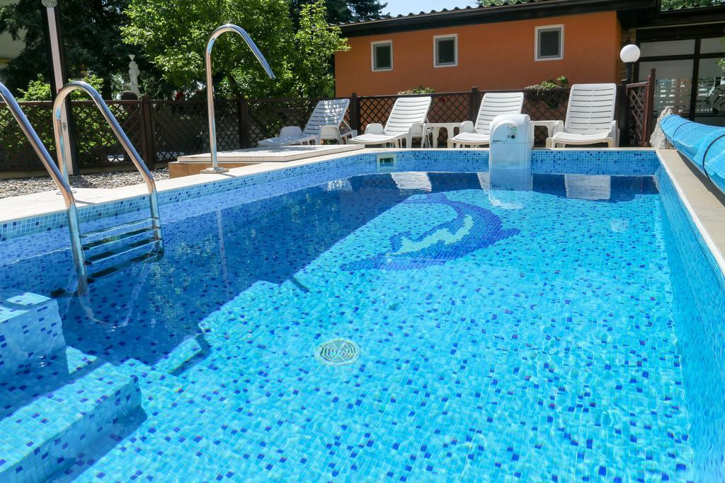 Guesthouse Villa Elizabet Palic Ngoại thất bức ảnh